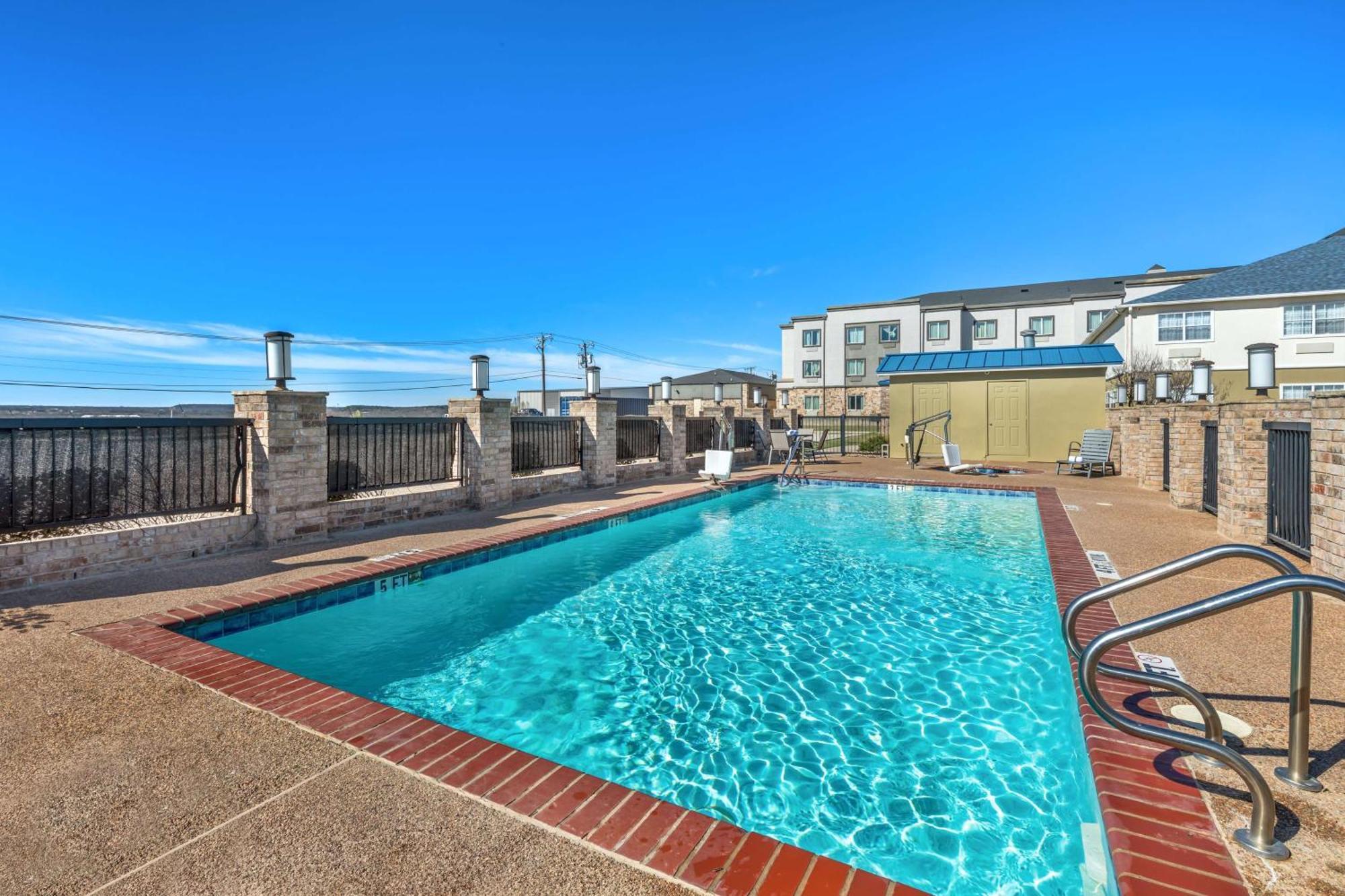 Best Western Club House Inn & Suites Mineral Wells Exteriör bild
