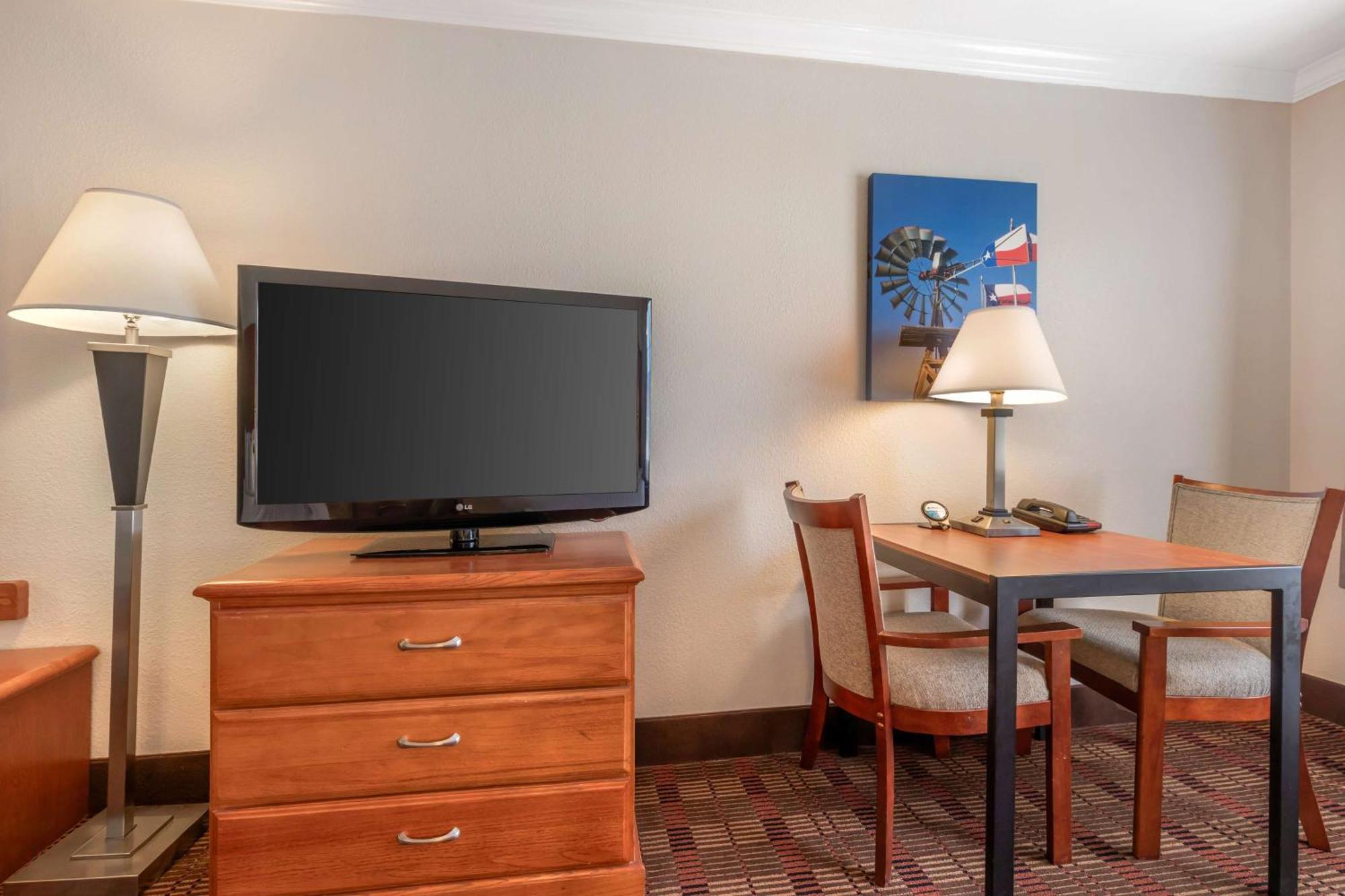 Best Western Club House Inn & Suites Mineral Wells Exteriör bild