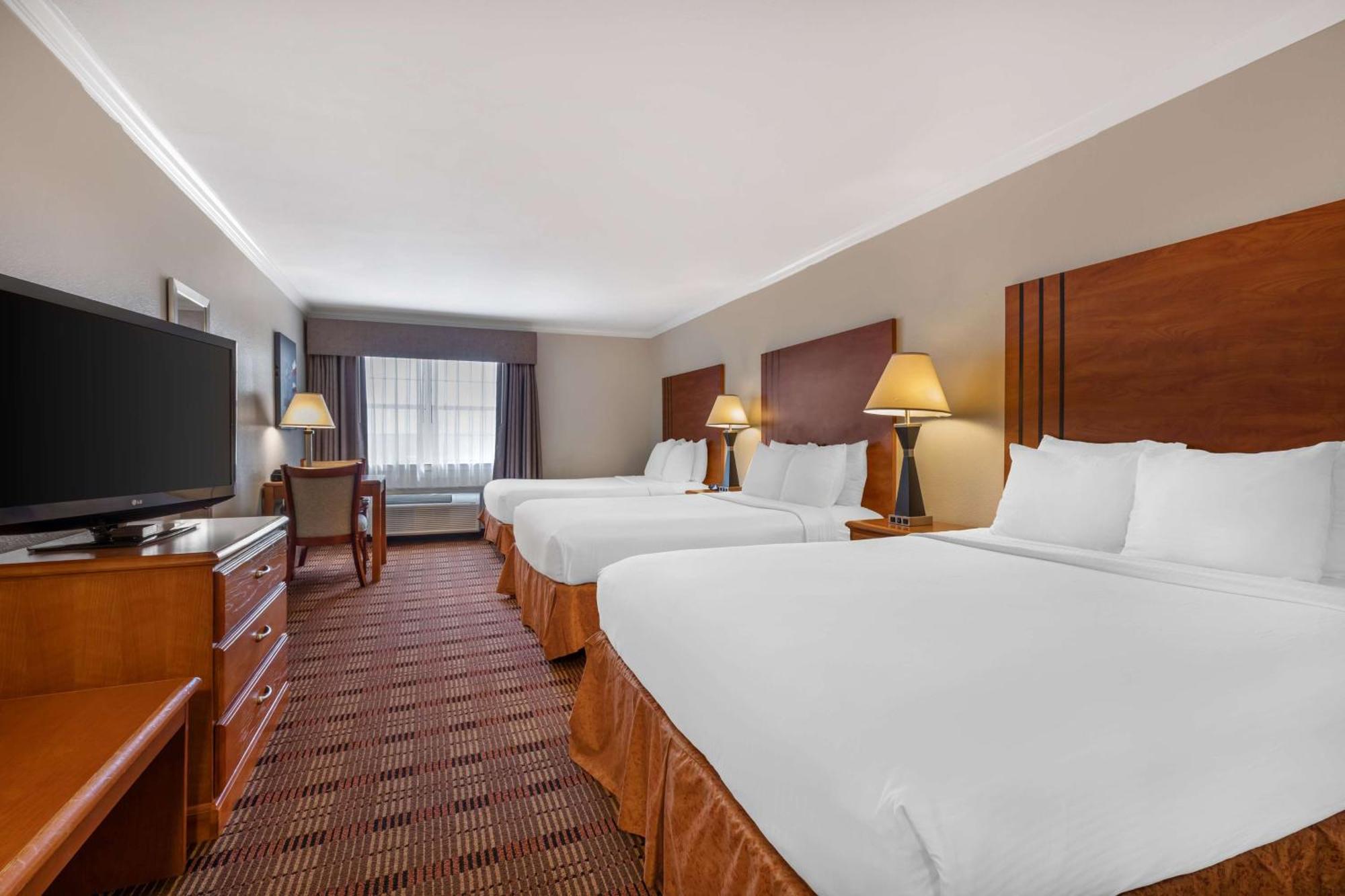 Best Western Club House Inn & Suites Mineral Wells Exteriör bild